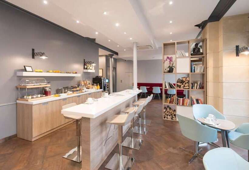 فندق Grand Hôtel Clichy Paris