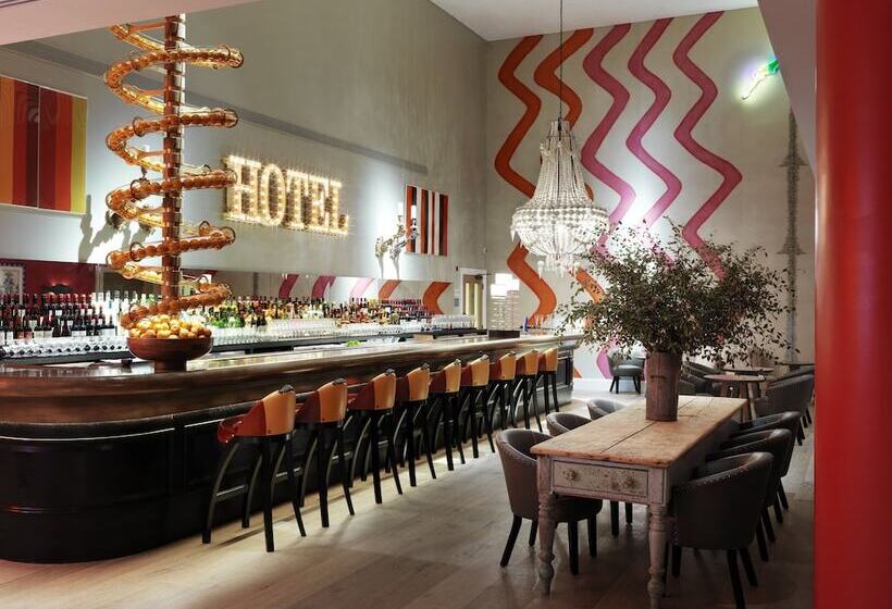 Ham Yard Hotel, Firmdale Hotels