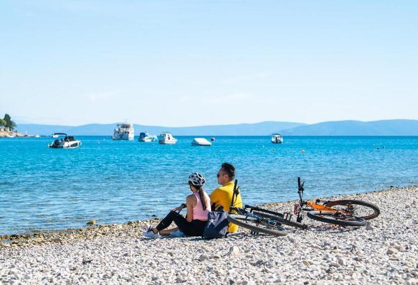 Hedera   Maslinica Hotels & Resorts