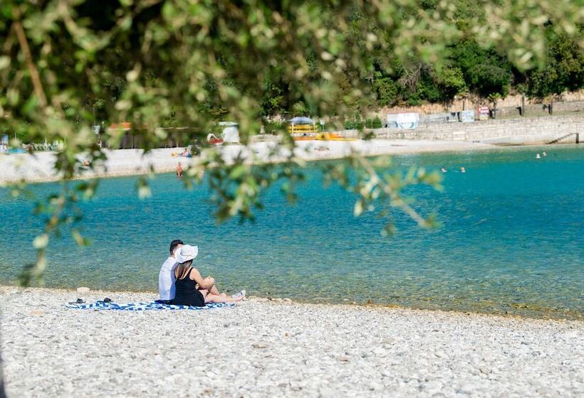 Hedera   Maslinica Hotels & Resorts