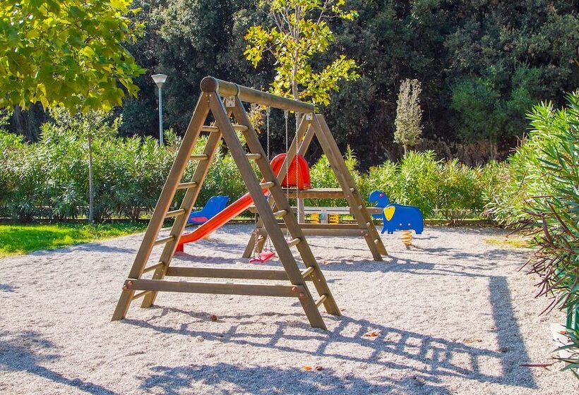 Hedera   Maslinica Hotels & Resorts