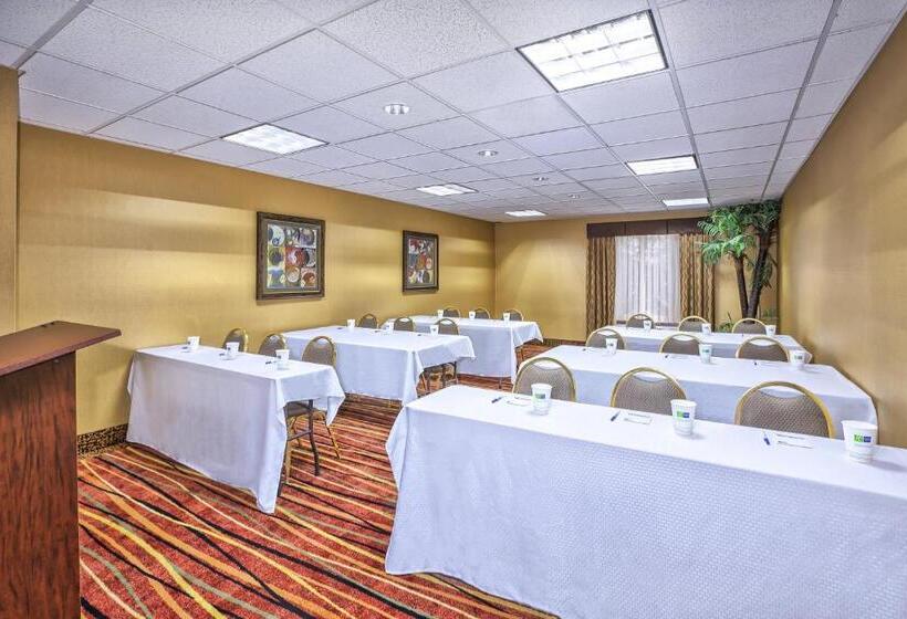 Holiday Inn Express Hotel And Suites Marysville, An Ihg