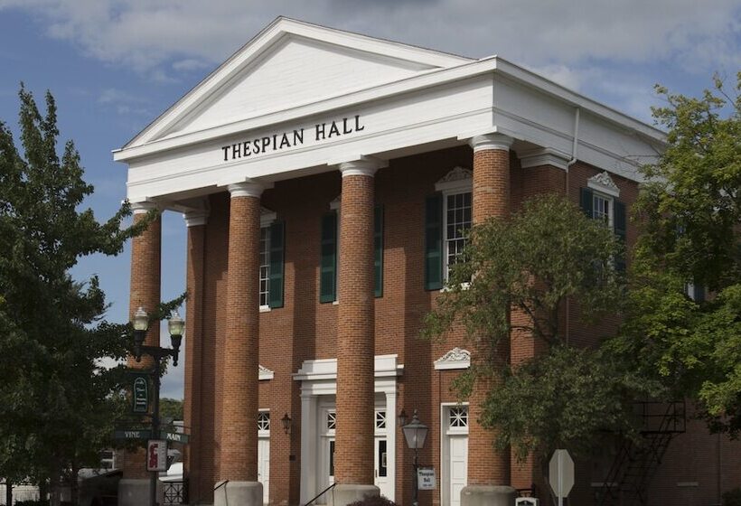 בית מלון כפרי Holiday Inn Express Boonville, An Ihg