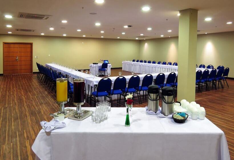 בית מלון כפרי Intercity Manaus