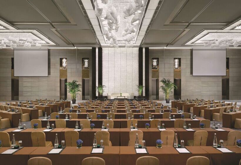 호텔 Jing An Shangrila, Shanghai
