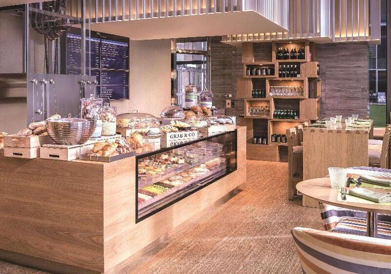 호텔 Jing An Shangrila, Shanghai