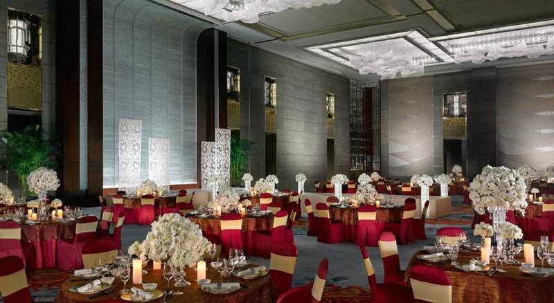 호텔 Jing An Shangrila, Shanghai