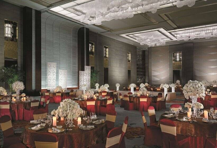 호텔 Jing An Shangrila, Shanghai