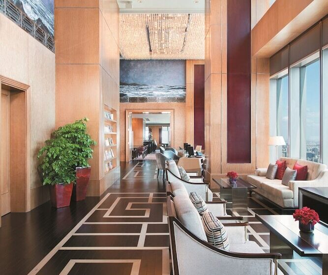 호텔 Jing An Shangrila, Shanghai