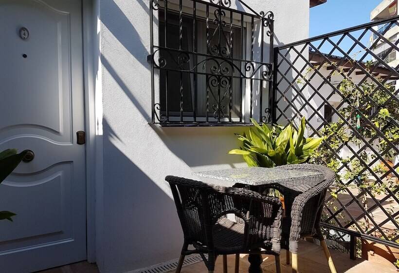 فندق La Francesa Suites