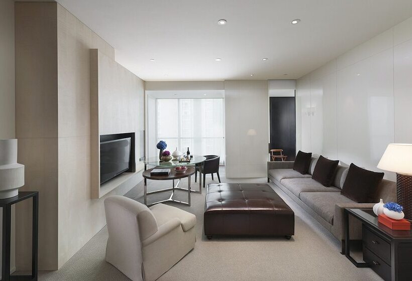 Отель Mandarin Oriental Guangzhou