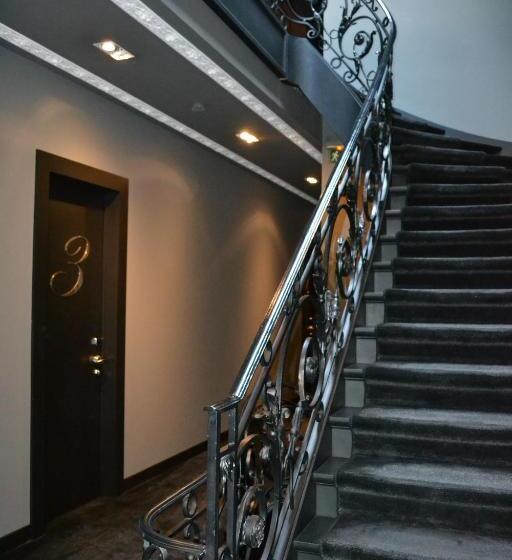 Hotel Odette En Ville