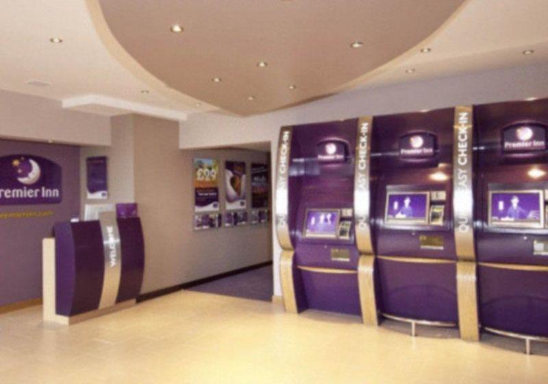 Fotos del hotel Premier Inn London Hanger Lane:  5