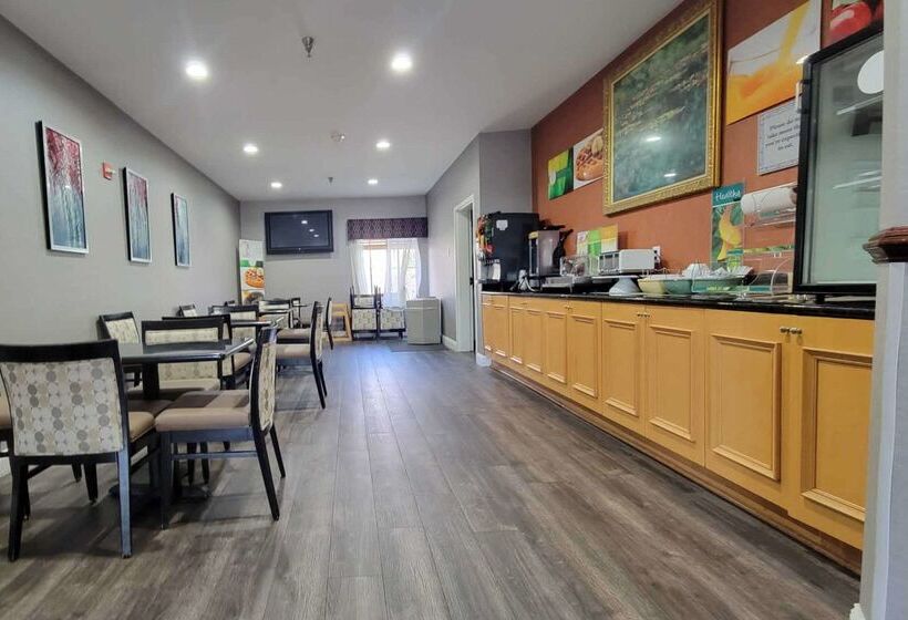 فندق Quality Inn & Suites Quantico