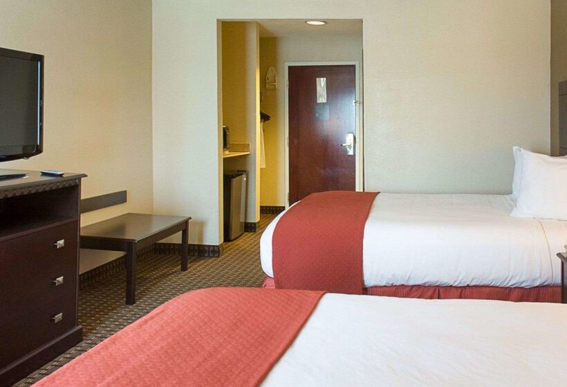 فندق Quality Inn & Suites Quantico