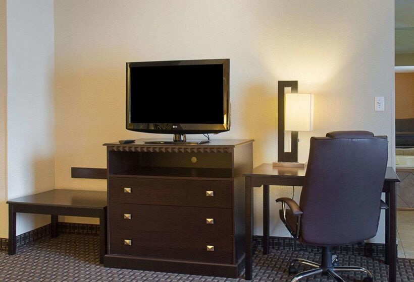 فندق Quality Inn & Suites Quantico
