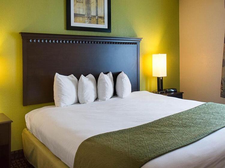 فندق Quality Inn & Suites Quantico
