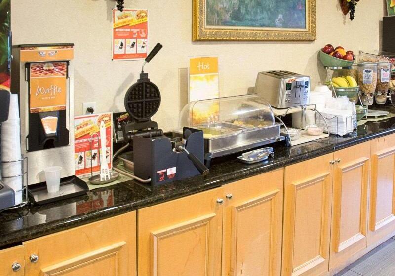 فندق Quality Inn & Suites Quantico