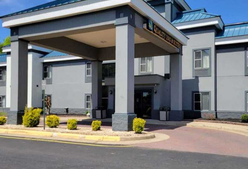 فندق Quality Inn & Suites Quantico