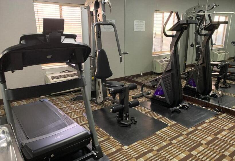 فندق Quality Inn & Suites Quantico