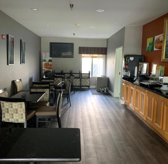 فندق Quality Inn & Suites Quantico