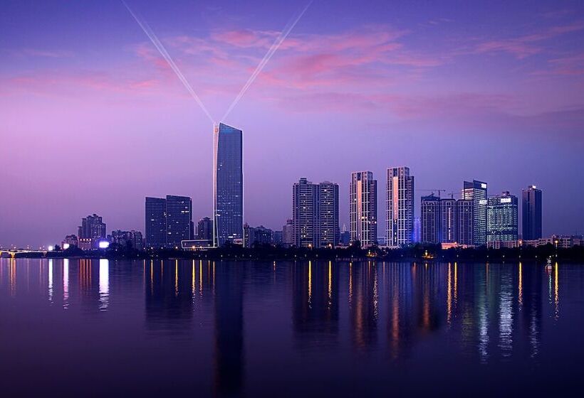 فندق Renaissance Huizhou