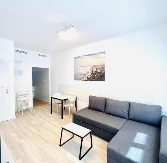 Apartamentos Hotel Puente De Hierro