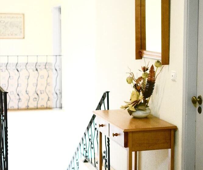 Отель Santa Isabel