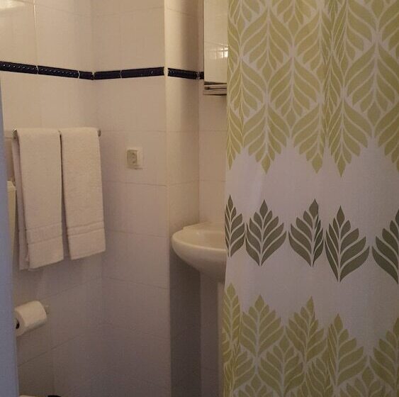 Отель Santa Isabel