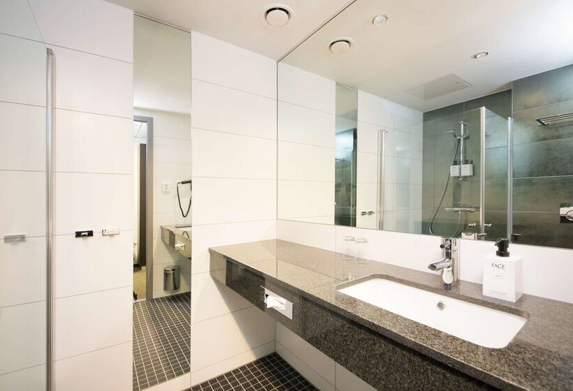 בית מלון כפרי Scandic ørnen