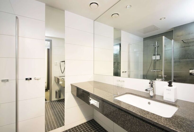 בית מלון כפרי Scandic ørnen