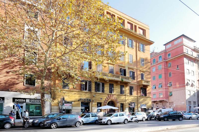 בית מלון כפרי Sonnino Suite