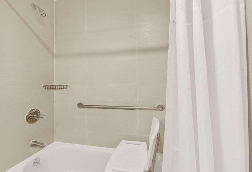 호텔 Wyndham Garden Long Island City