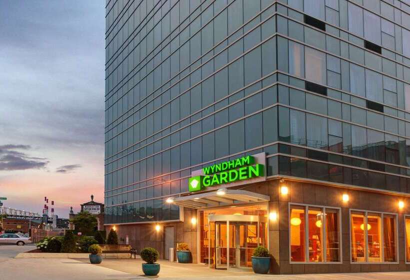 호텔 Wyndham Garden Long Island City