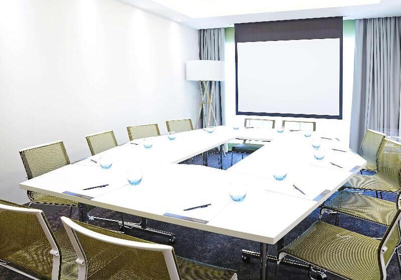 Novotel London Brentford