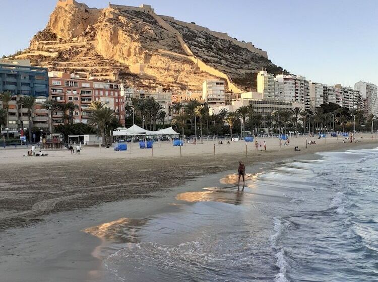 Pensión Alicante San Nicolás