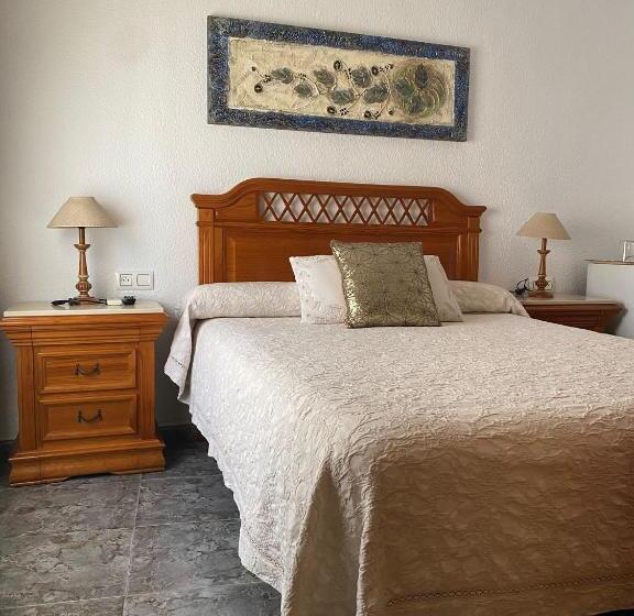 Pensión Mari Carmen