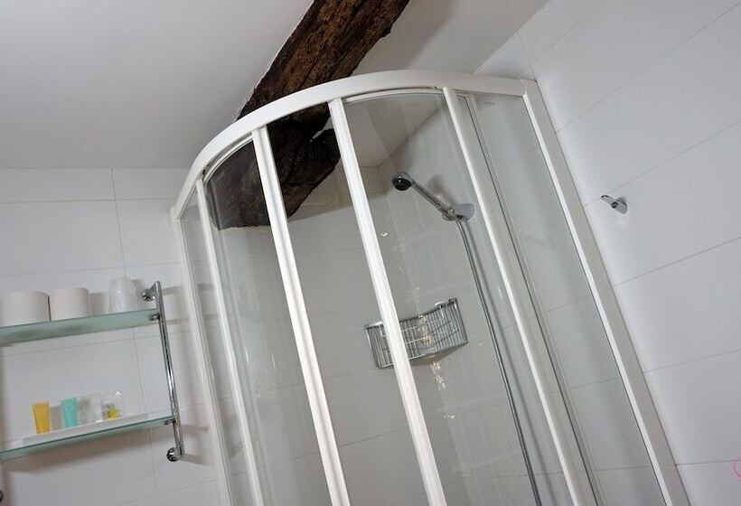 Pension Aliciazzz Bed And Breakfast Bilbao