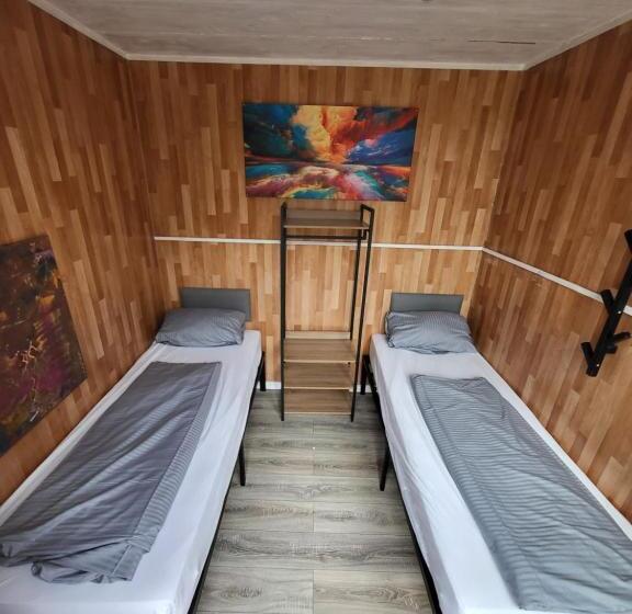 Курорт Easy Lodges Berlin