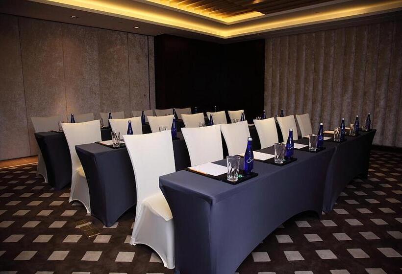 Shanghai Hongqiao Airport Hotel Air China