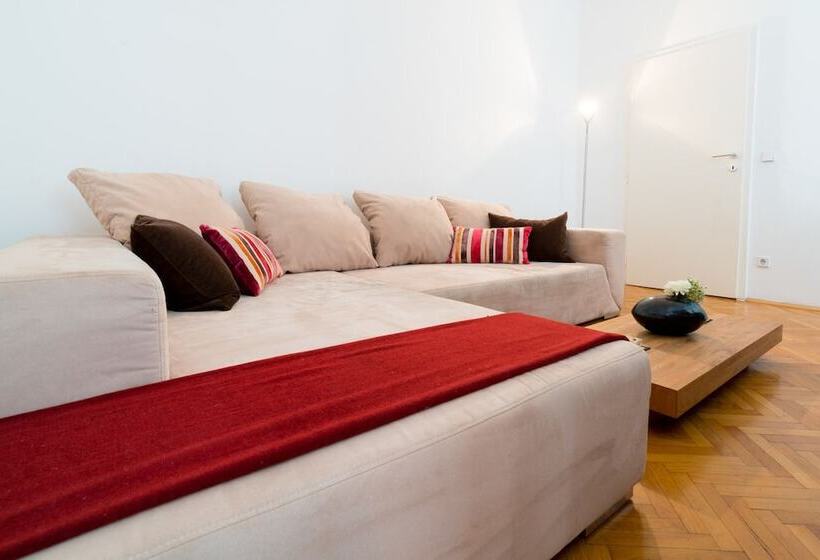 Vienna Residence Conventient Apartment For 2 With Perfect Airport Connection