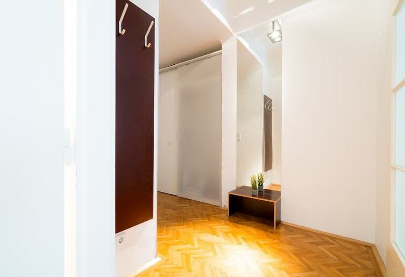 Vienna Residence Conventient Apartment For 2 With Perfect Airport Connection