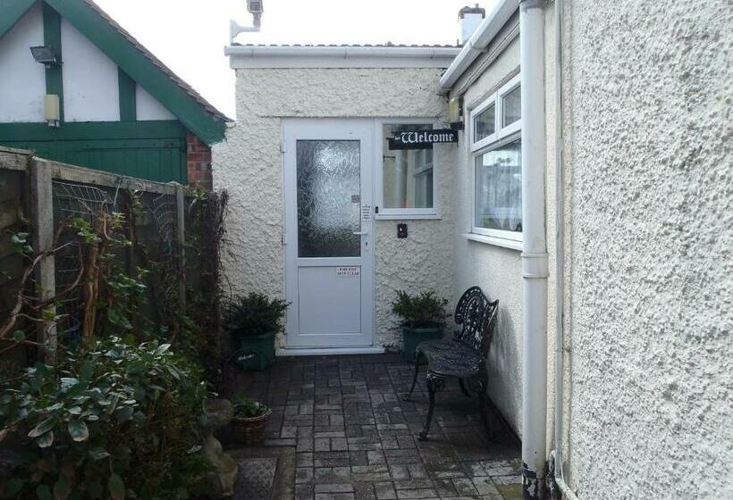 ユースホステル The Inn Place