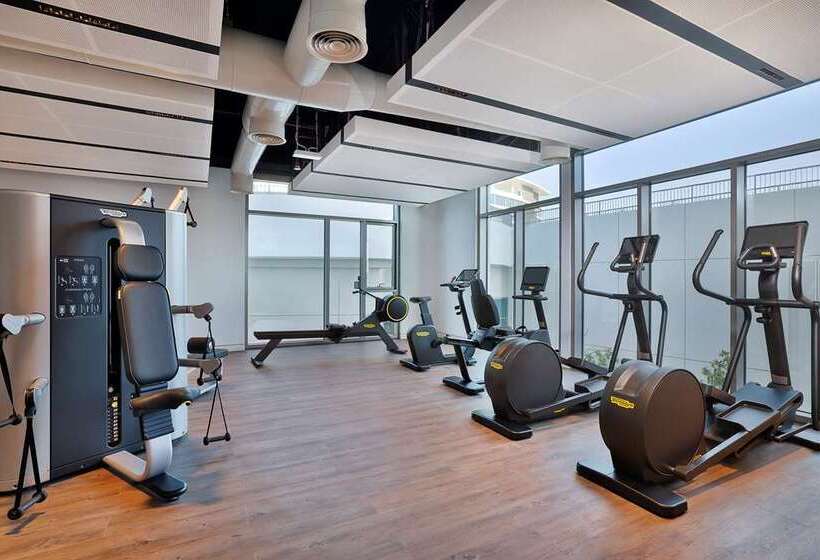 هتل Doubletree By Hilton Abu Dhabi Yas Island Residences