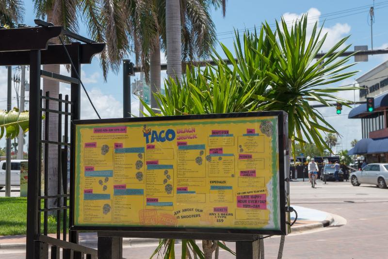 호스텔 Hollywood Beach Suites And