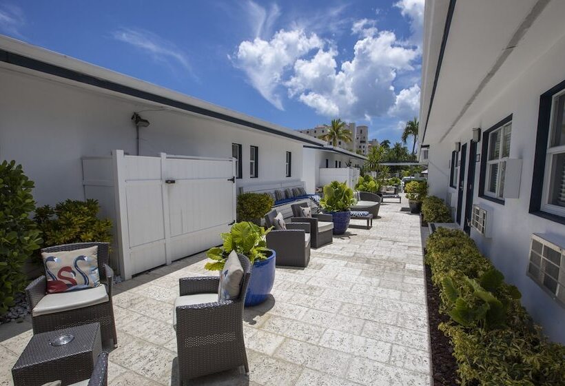 호스텔 Hollywood Beach Suites And