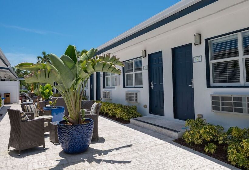 호스텔 Hollywood Beach Suites And