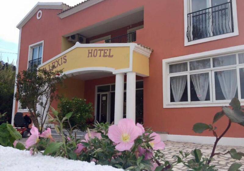 Alexis Pool Apartments