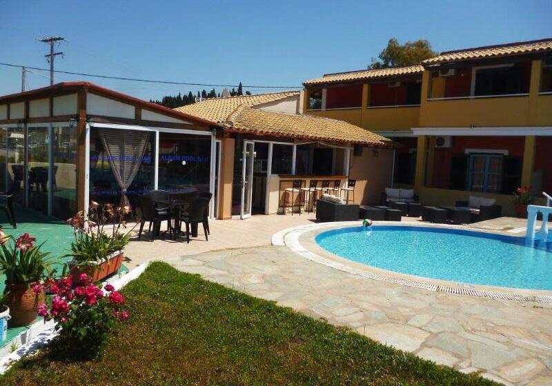 Alexis Pool Apartments