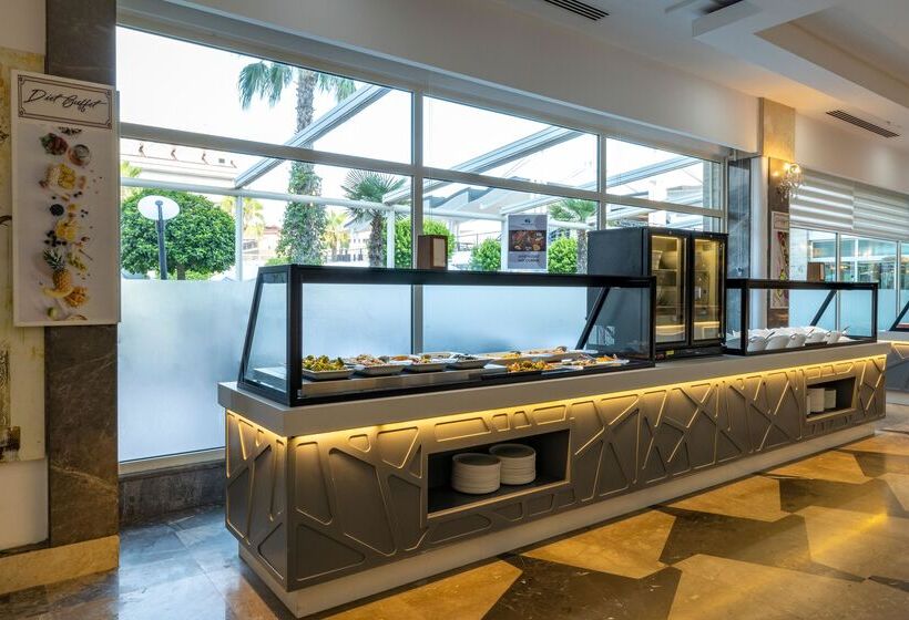 Crystal Waterworld Resort & Spa - Ultimate All Inclusive